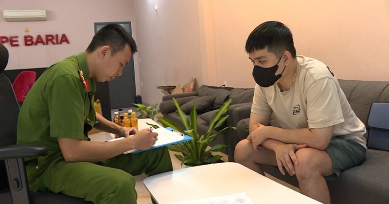 Vietnamese Police Intensify Efforts: Routine Inspections Target E-cigarette Trafficking